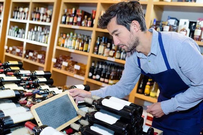 国内罐装和原瓶进口酒质 (国内灌装的酒算进口吗)