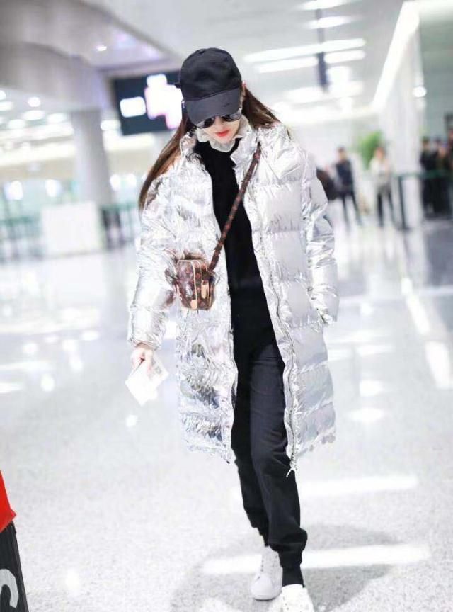 唐嫣近一年背过的包包,唐嫣有多少包包