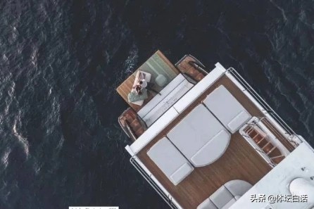 c罗豪气十足,c罗奢侈度假