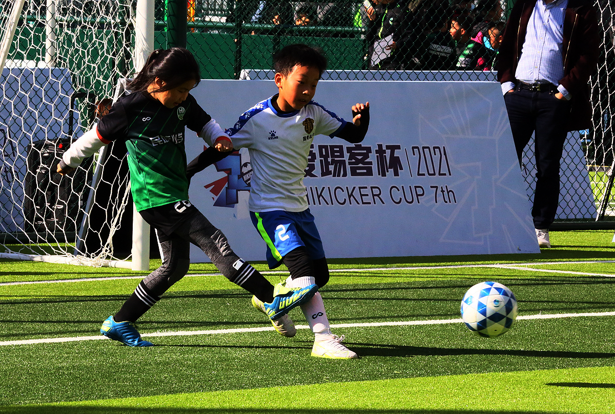 铿锵玫瑰中国女足元宵节,铿锵玫瑰女足荣耀绽放