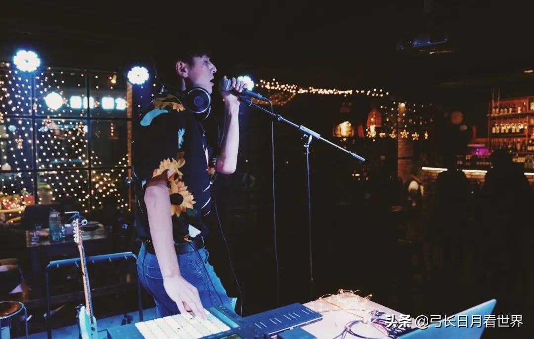 雄安的一个酒吧老板：既要过好生活，也要心怀远方