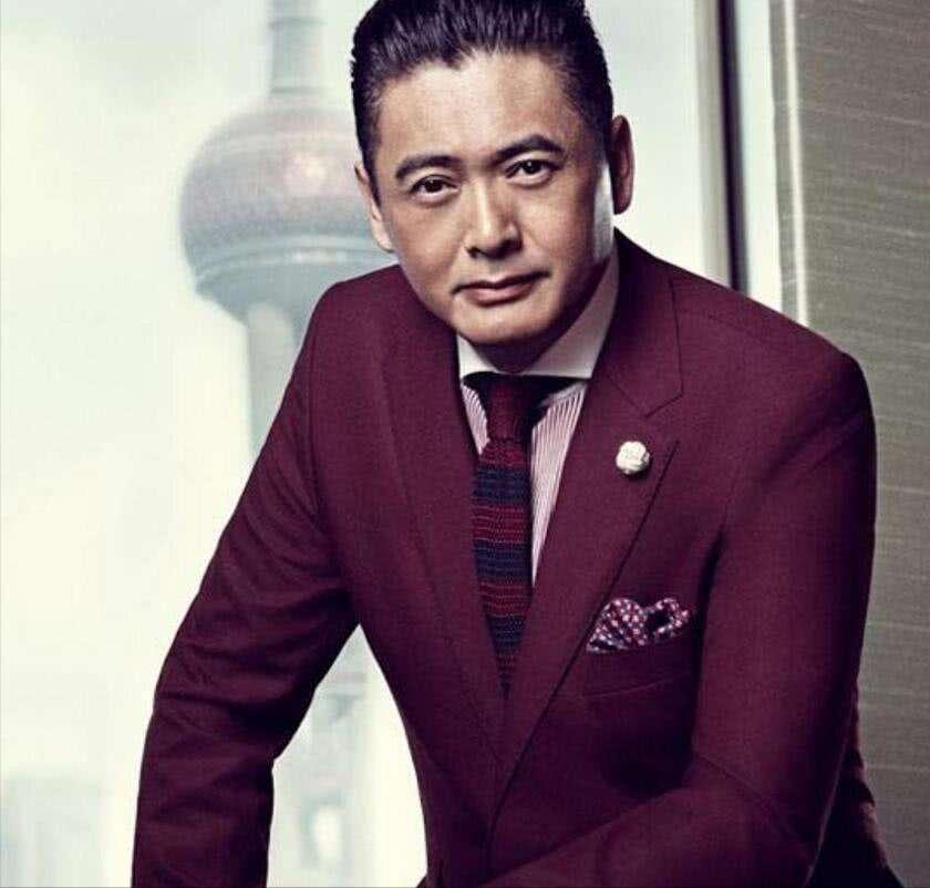 亚洲*男美**天花板今昔颜值对比,有人风采依旧,有人“不忍直视”