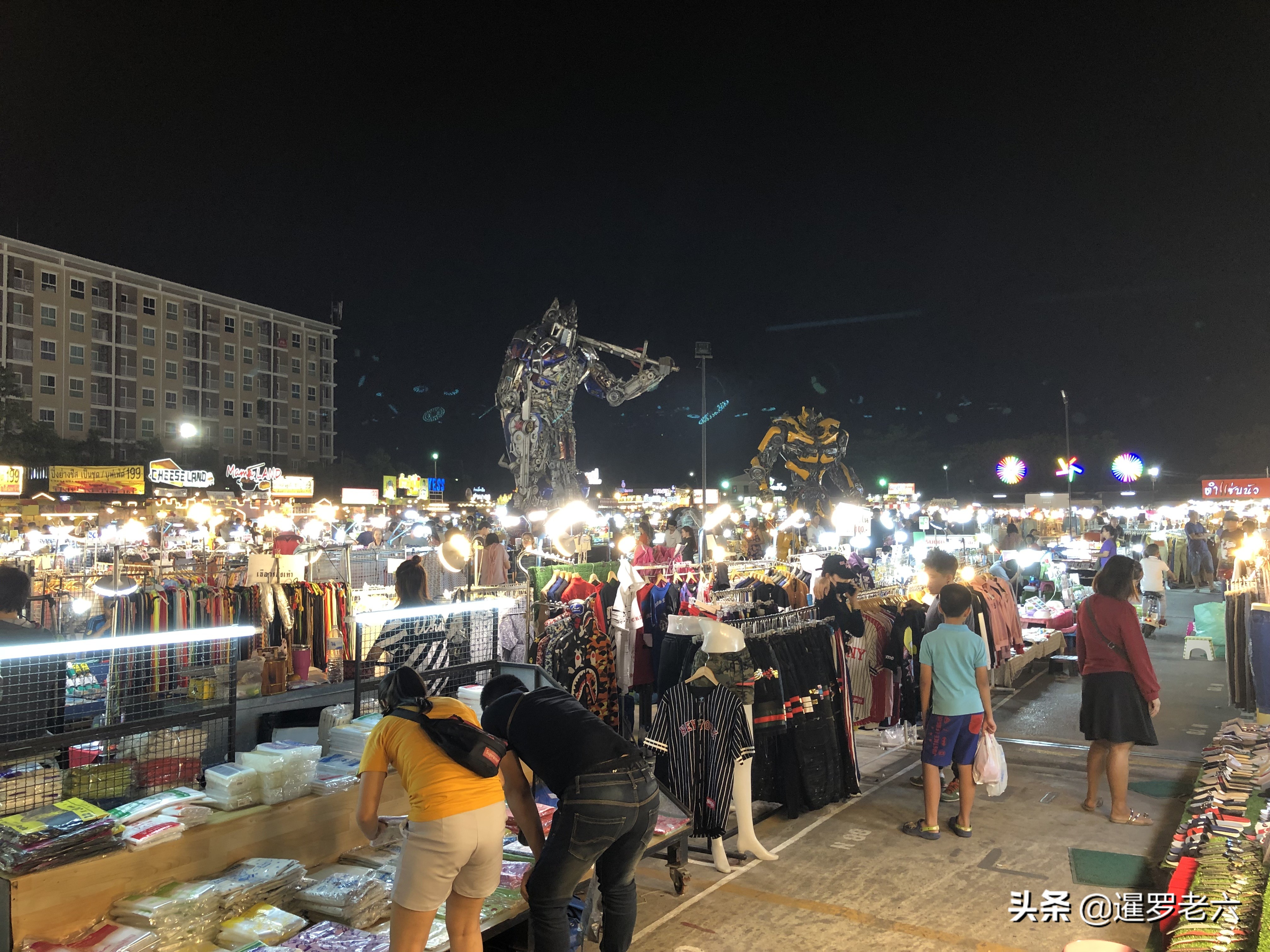 曼谷人气火爆的夜市,泰国曼谷joddfairs网红夜市