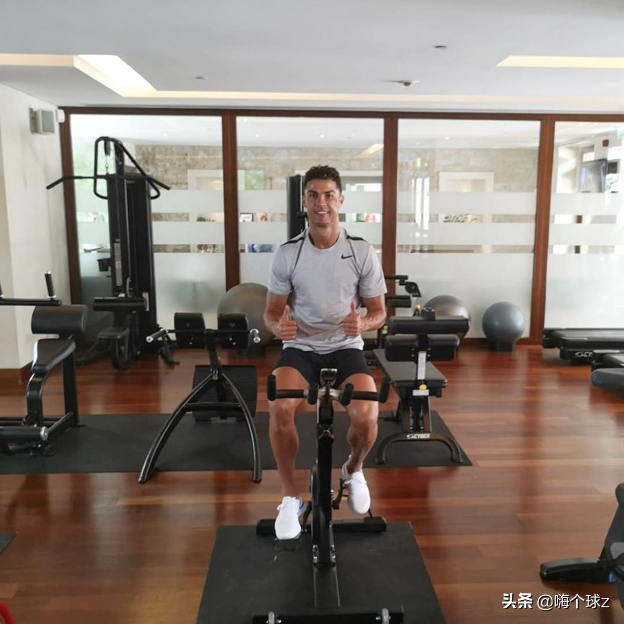 c罗如何练出这样的身材,39岁的c罗才真正迎来蜕变