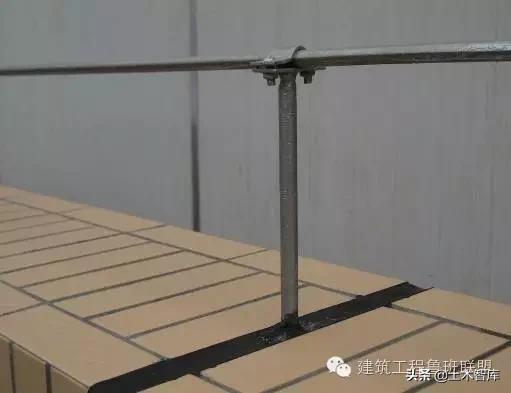 屋面避雷带正确使用方法,最新屋面避雷带施工规范