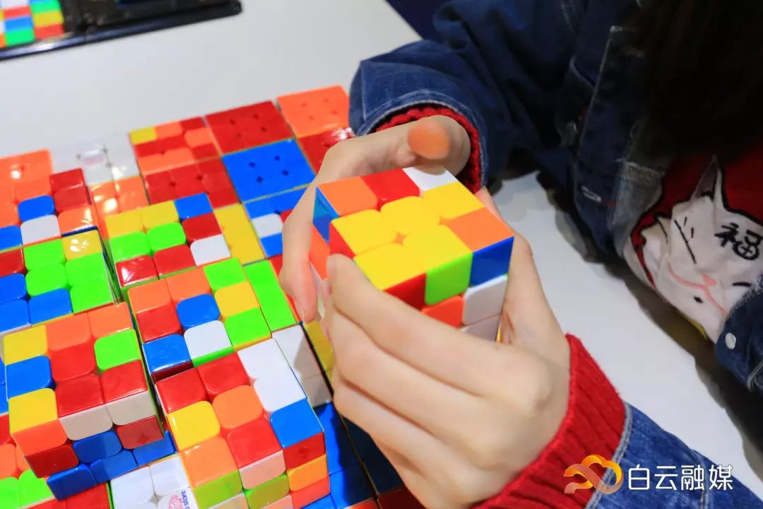 全国首创魔方像素馆，百信广场西区一周年庆，诸多活动等你参与