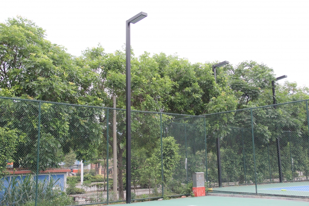 球场投光灯安装,球场装灯