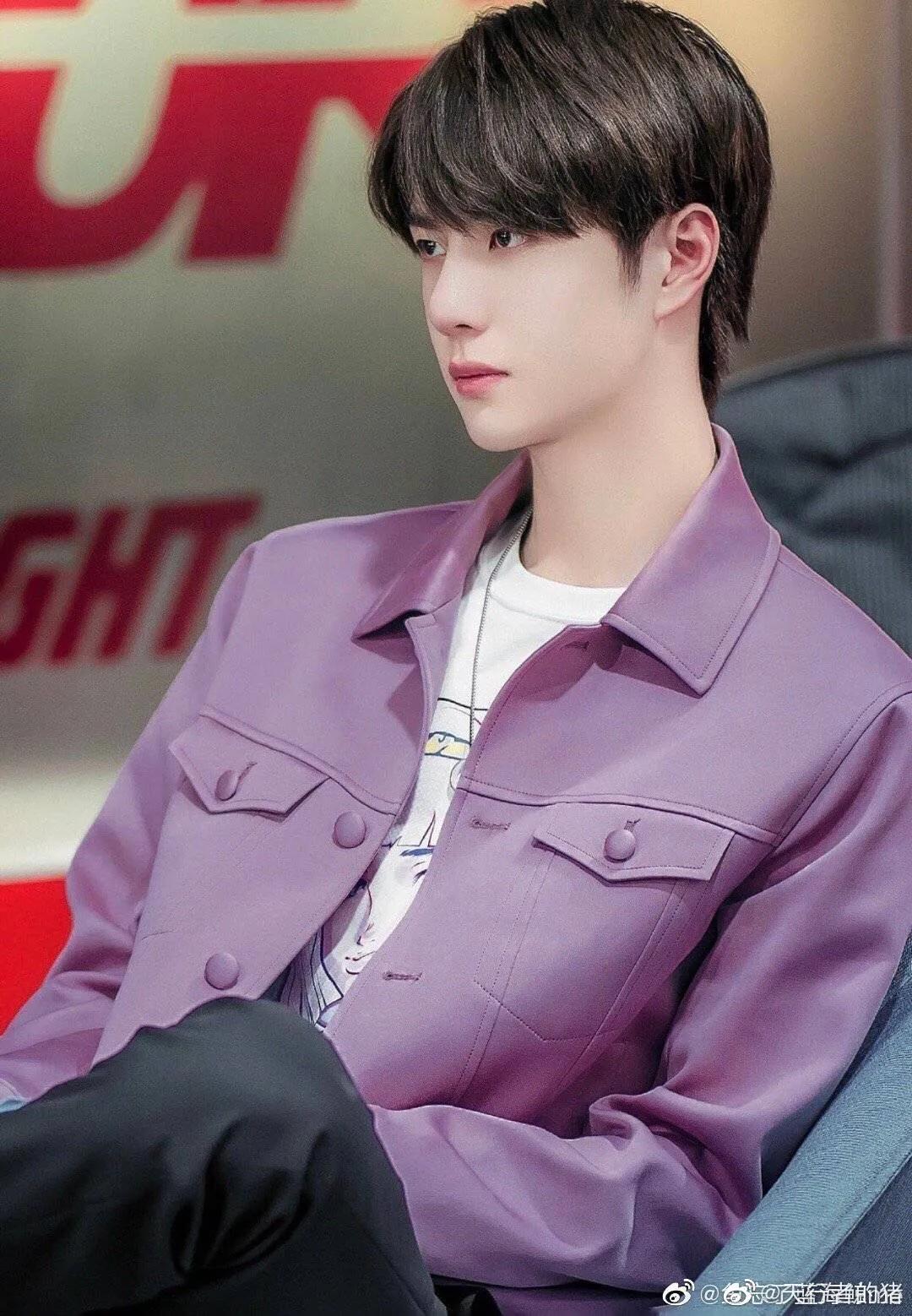 蔚蓝香水王一博身上的味道,王一博蔚蓝香水广告