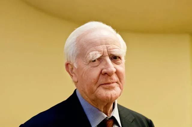 约翰勒卡雷简介,约翰勒卡雷作品有多少册