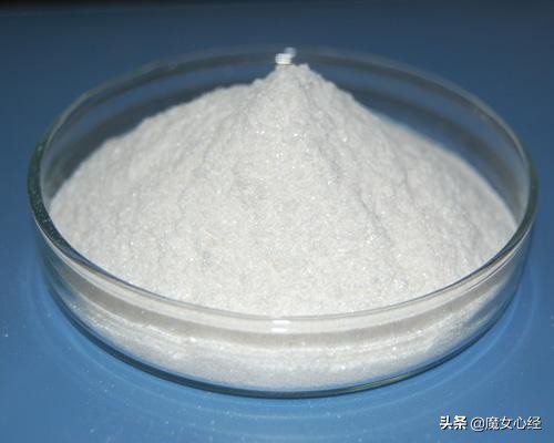 护肤品中的补水保湿成分,修护类护肤品适合哪些肤质