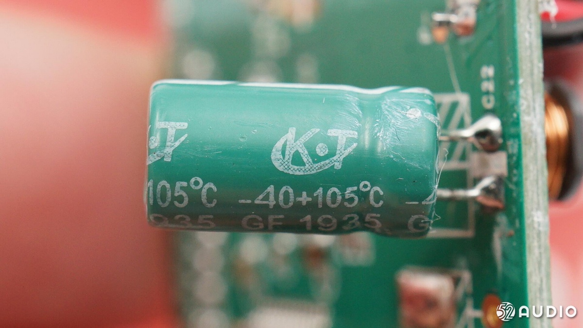 马歇尔EMBERTON蓝牙音箱拆解,便携ai蓝牙音箱拆解