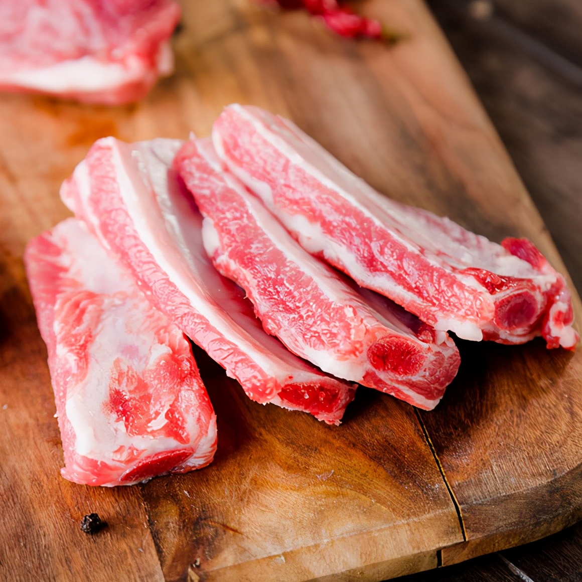 甜蜜蜜的素瓜汤，配上“黑暗排骨”，这个夏天恋爱了