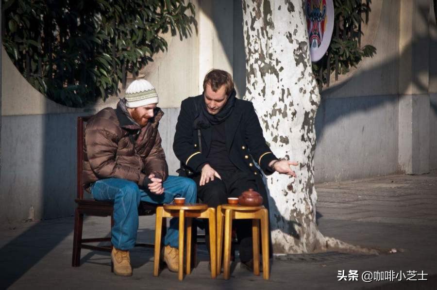 别羡慕美国人天天喝咖啡了，国人家家必备的茶叶，老美大多喝不起