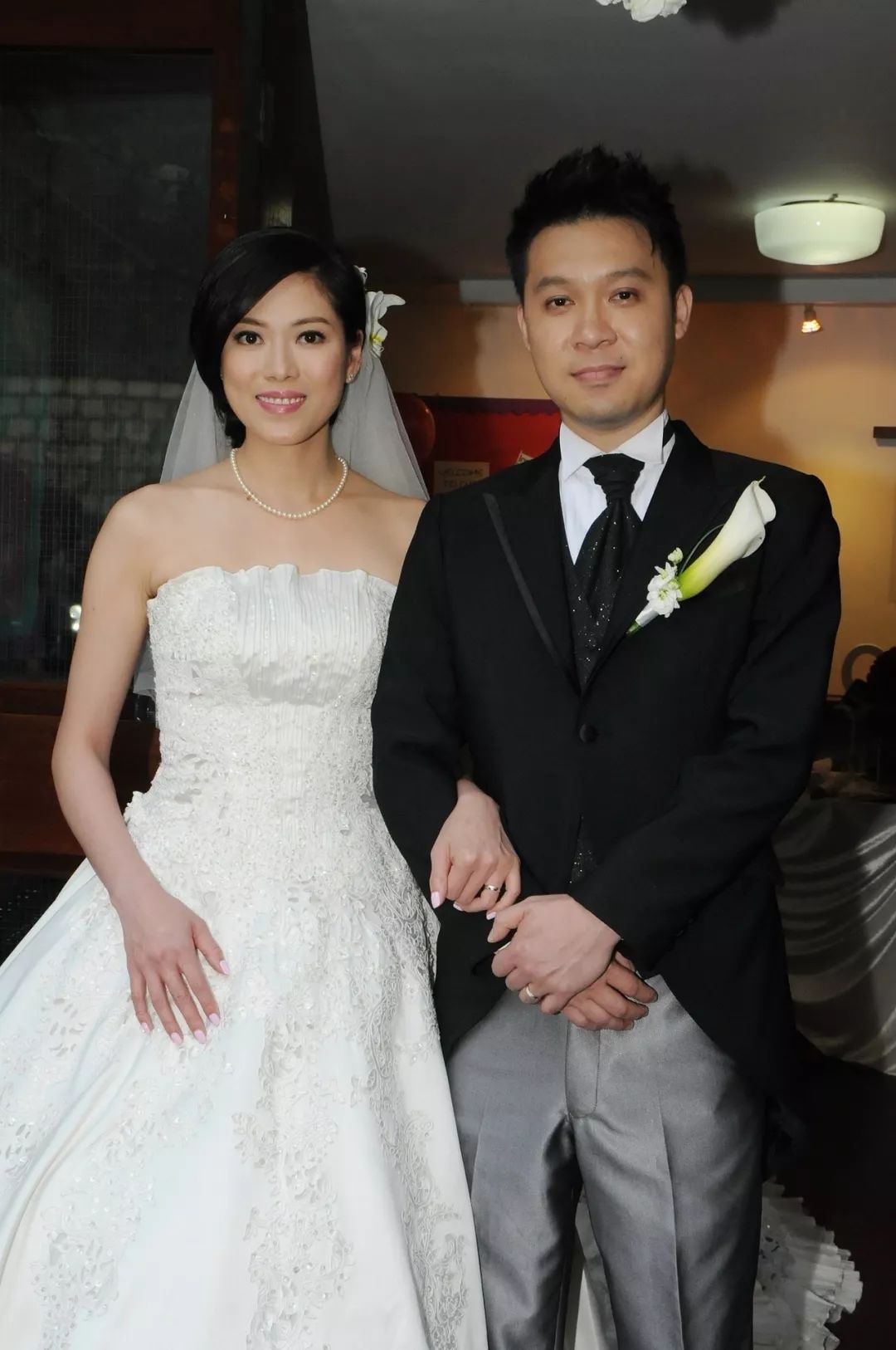 40岁前tvb当家花旦升级人母,tvb小花急速上位一年拍四剧