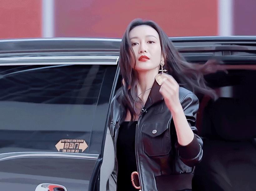 王鸥复古香奈儿,行走的种草机衣服