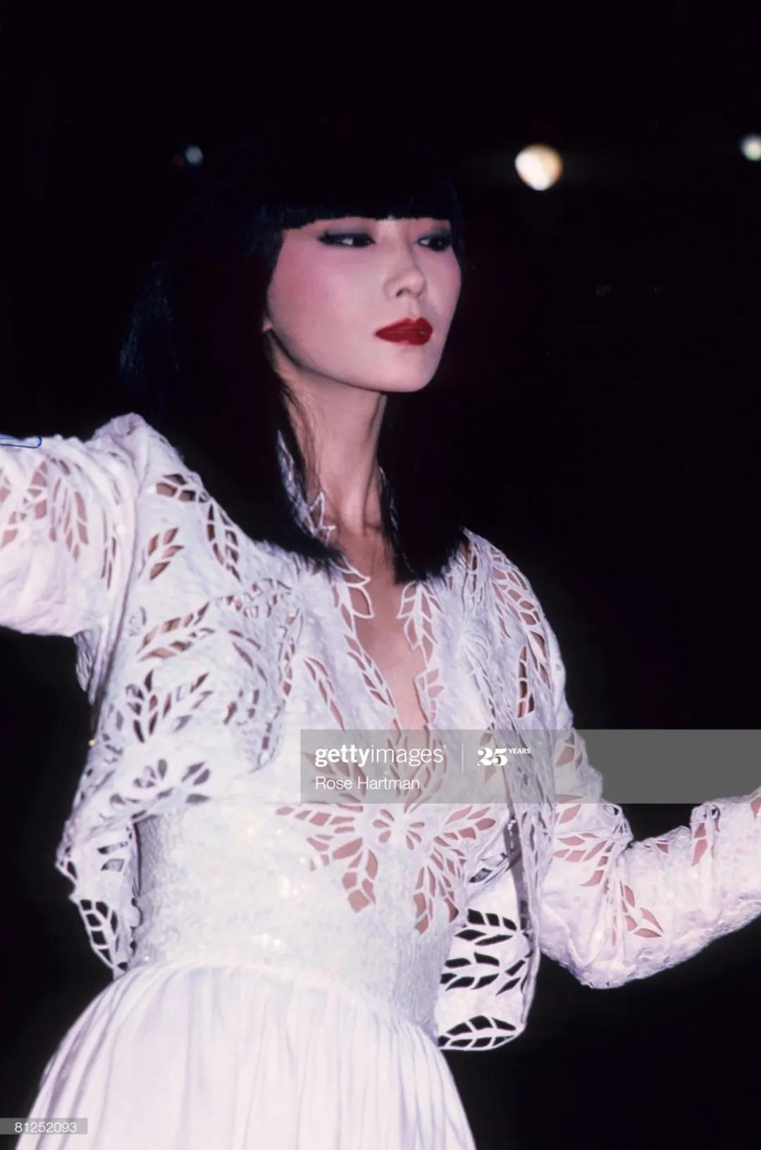 22岁出道28岁成YSL宠儿,意外逝世13年,她仍是资生堂的第一美人