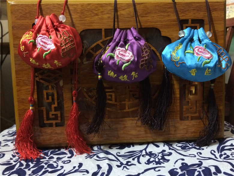 国货潮起来浪漫,国货回潮高颜值