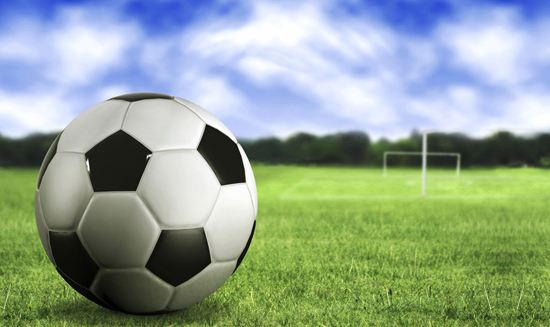 足球能带给我们什么,足球总是能带给人们激情和希望