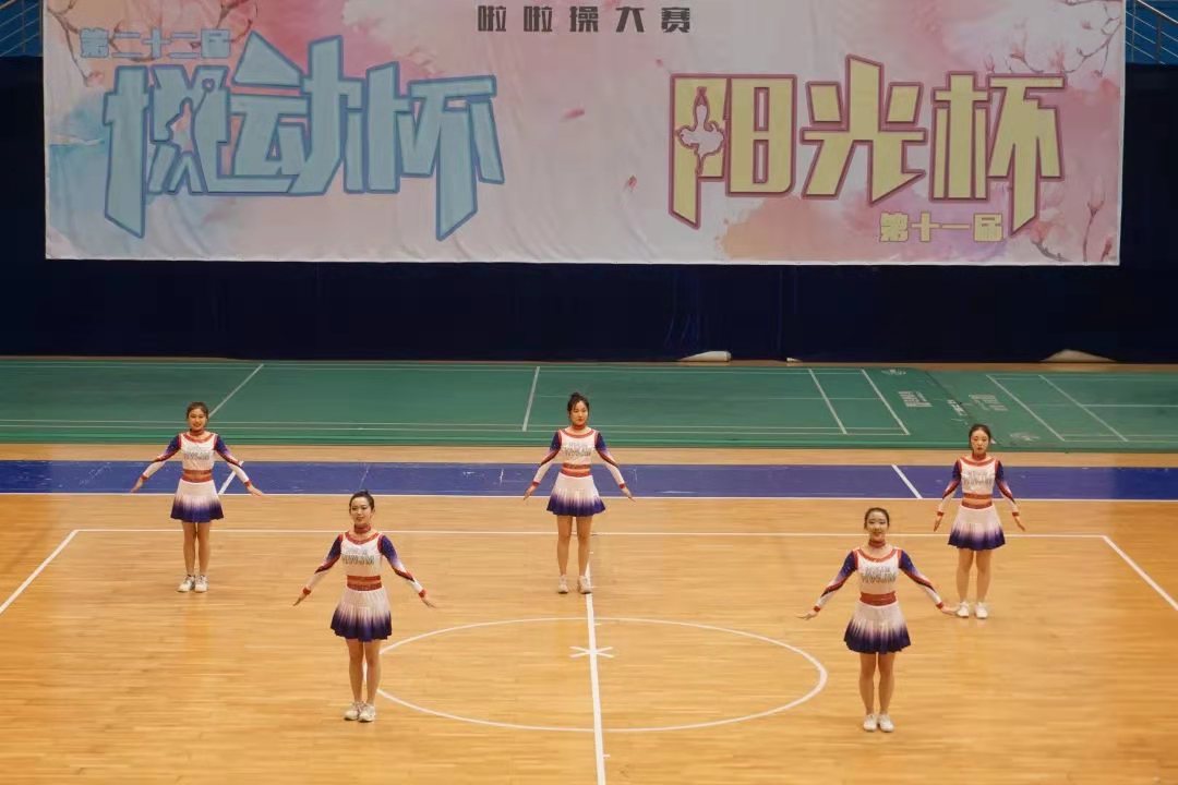 五月动起来图片,五月动起来舞蹈视频