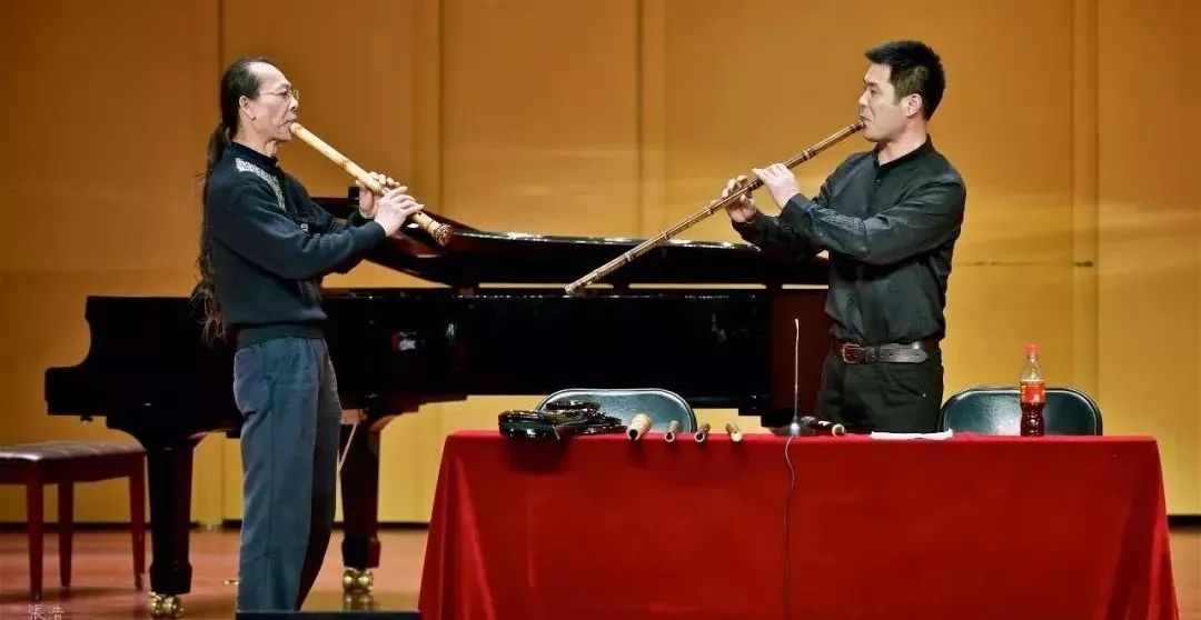 八孔洞箫怎么控制气息,洞箫吹奏气息运用