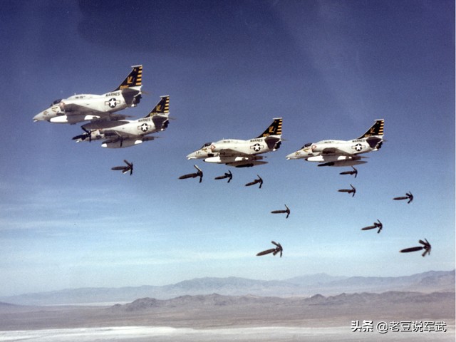 a-4天鹰舰载战斗攻击机,道格拉斯舰载机盘点