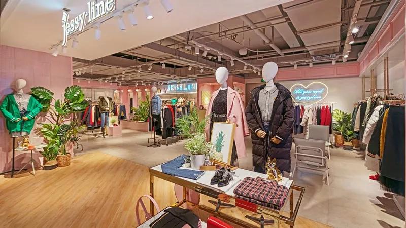 对比阿依莲、CCDD，这个少淑女装更受90、95后的青睐