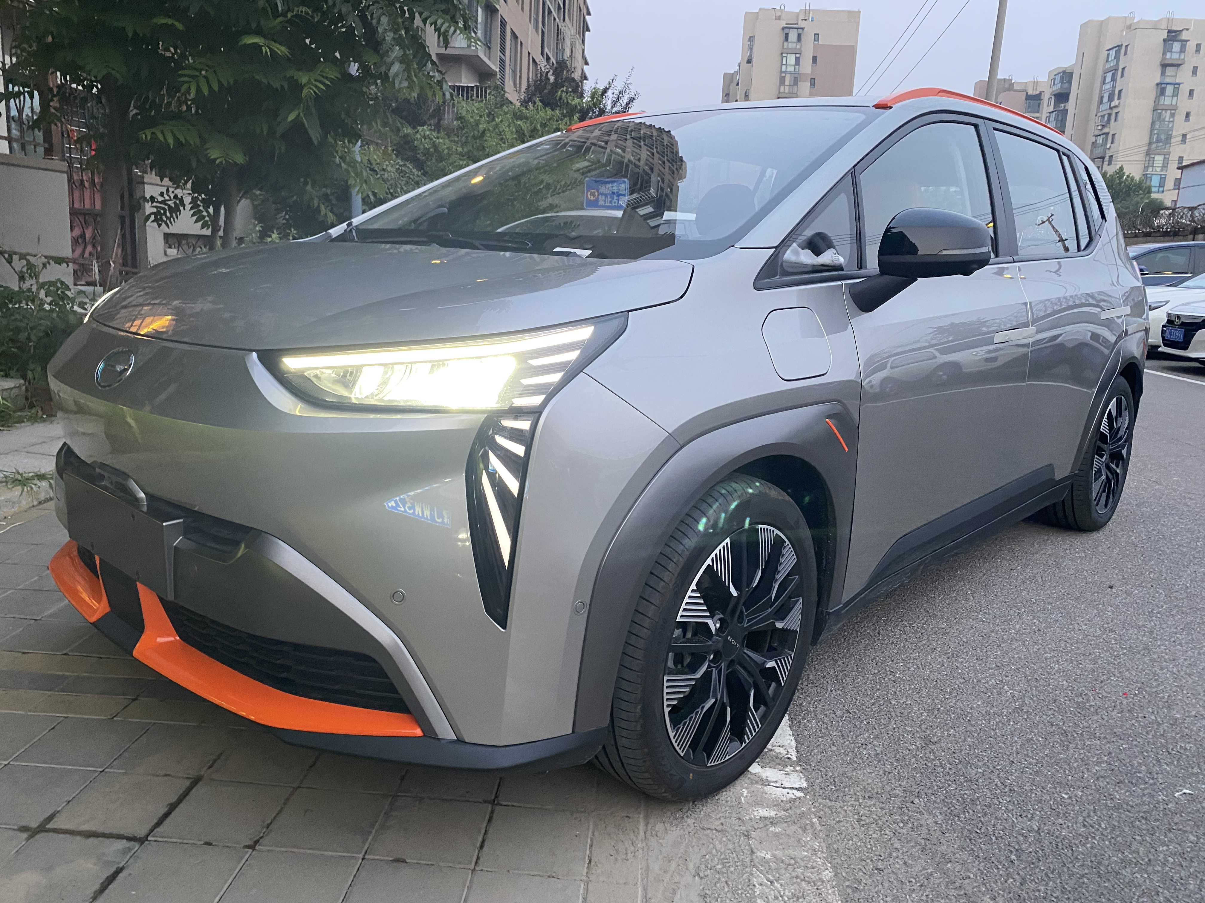 广汽埃安电动汽车怎样,广汽埃安suv电动车价格