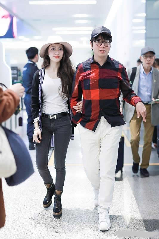 吉娜郎朗结婚时穿的旗袍,吉娜郎朗穿旗袍