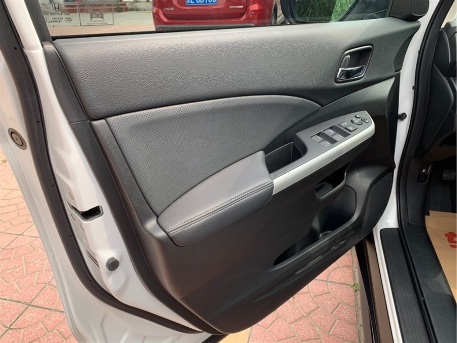 2016款本田crv2.0都市版,本田cr-v两驱都市版安全配置