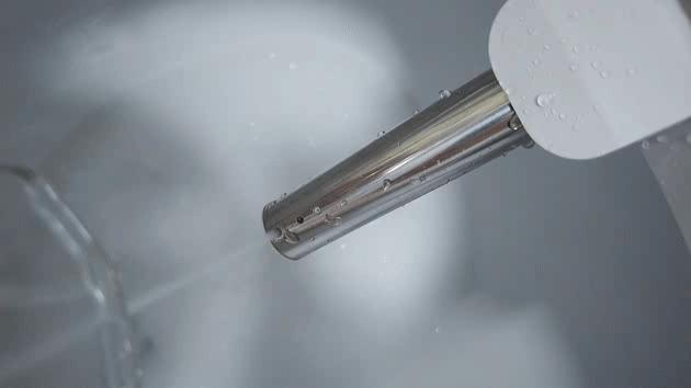 坐着小便溅到马桶边缘怎么回事,蹲马桶小便溅尿怎么办