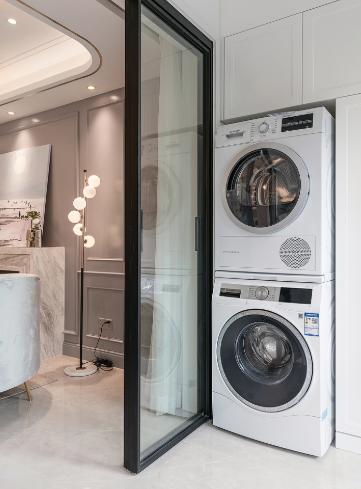 阳台晾衣服的方法图解,最实用的6种阳台晾衣服