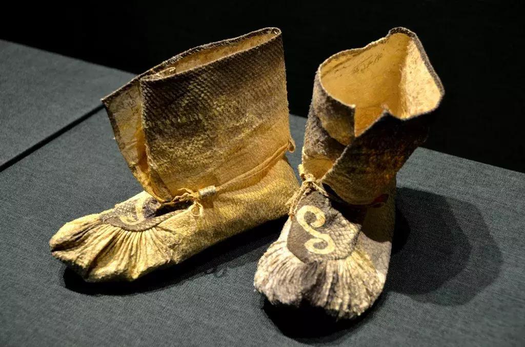 乌苏镇东方第一哨所哨兵,黑龙江边境边防战士冬天站岗