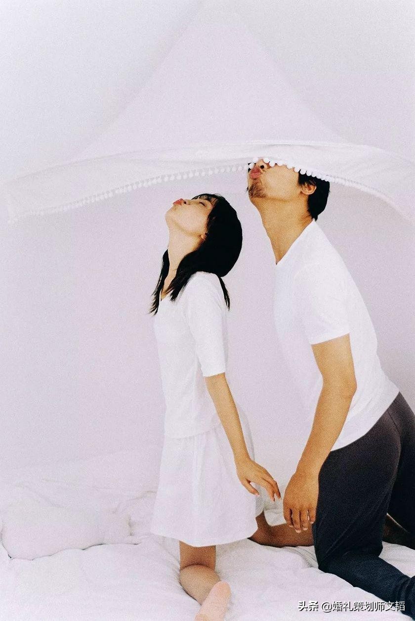 结婚纪念日九宫格拼图图片,结婚照片拼图模板