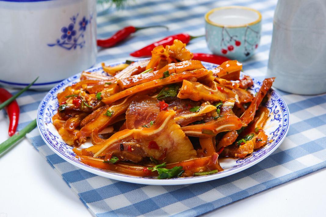 天凉菜谱家常菜做法,爽口开胃的一道家常菜菜谱