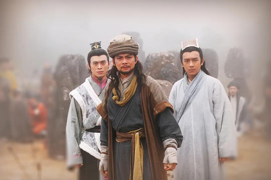 新版《天龙八部》遭吐槽，杨祐宁驾驭不了乔峰，段誉选角拉胯