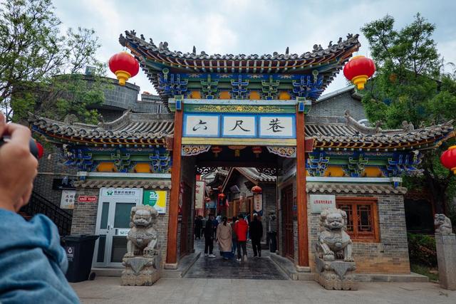 司徒小镇六尺巷要门票,司徒小镇到底有多火爆