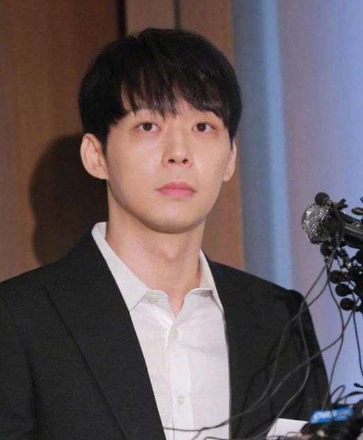 从天团退队后的演艺之路,朴有天承认吸毒原因了吗