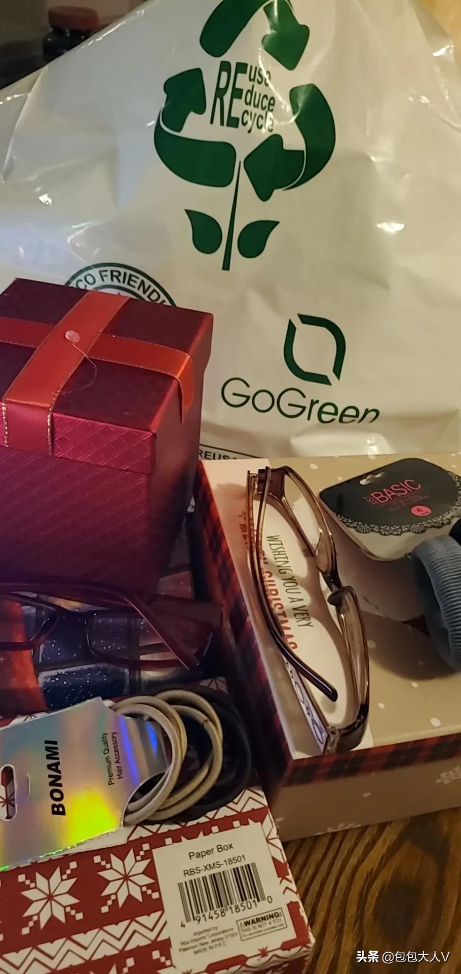 一百美元在美国算多吗,一百美元在美国能买什么股票