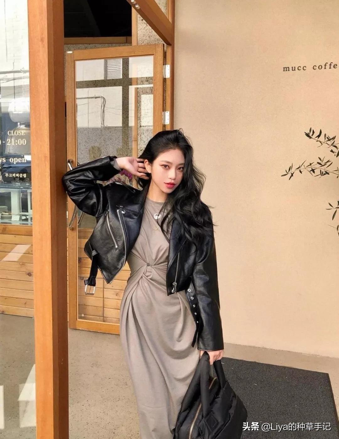 半裙+外套，连衣裙+外套=今春王炸组合