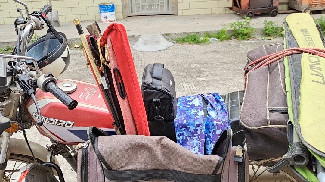 雷雨天气钓鱼怎么选择钓位,雷雨天气钓鱼的正确方法