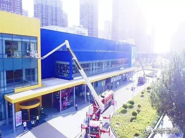 哈尔滨王府井消防演练,哈尔滨市消防支队强化训练