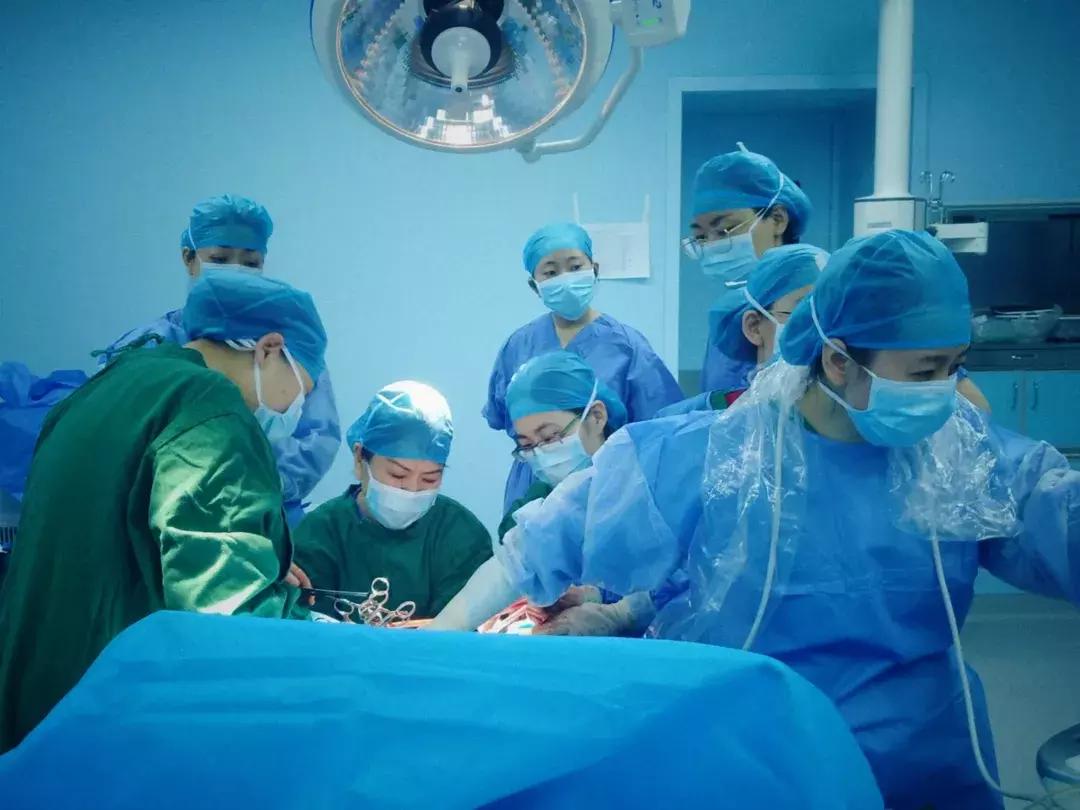 北京大学第三医院延安分院采用MDT医学诊疗模式成功救治一名胎盘低置状态、失血性休克孕妇