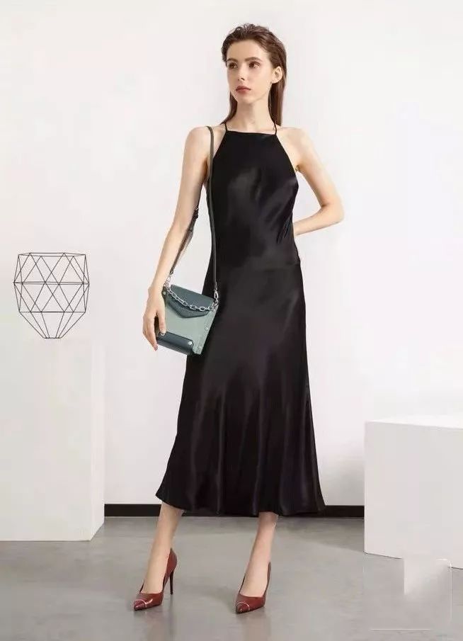 12月份小ck最新款包,小ck包怎么样值得买吗