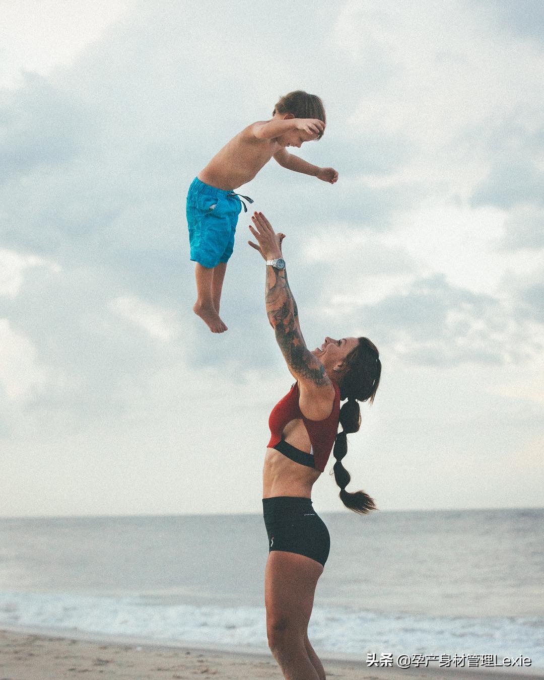 产后腹直肌分离恢复训练一个动作,产后腹直肌分离恢复训练视频