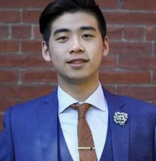 叛逆千金何超盈：未婚先孕，闪婚小8岁哈尔滨学霸，如今怎样了？