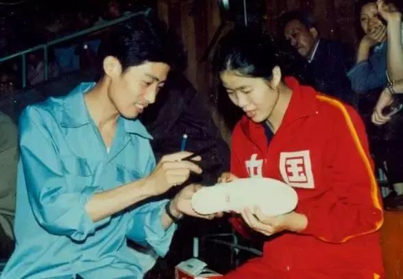 爱国情怀,竟然成为回力抄袭的最后遮羞布?