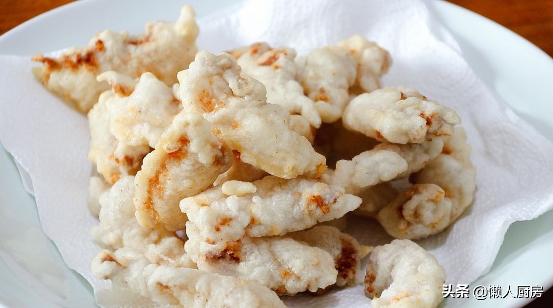 脆皮五花肉蘸料做法,五花肉裹淀粉油炸