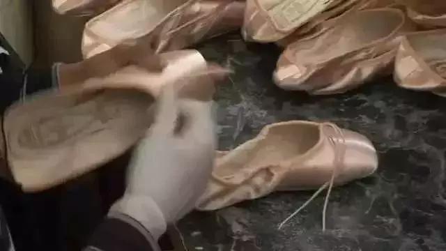 让男生又爱又恨的鞋,让人又爱又恨的运动休闲鞋