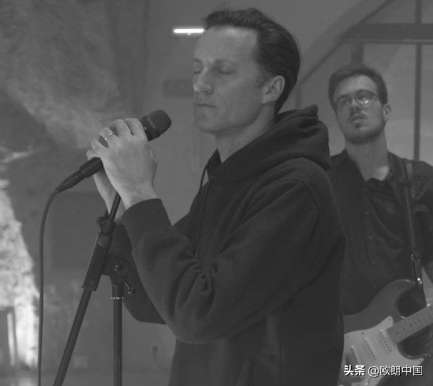 人生AB面|看前欧朗汽车事业部总监,解锁他的音乐密码