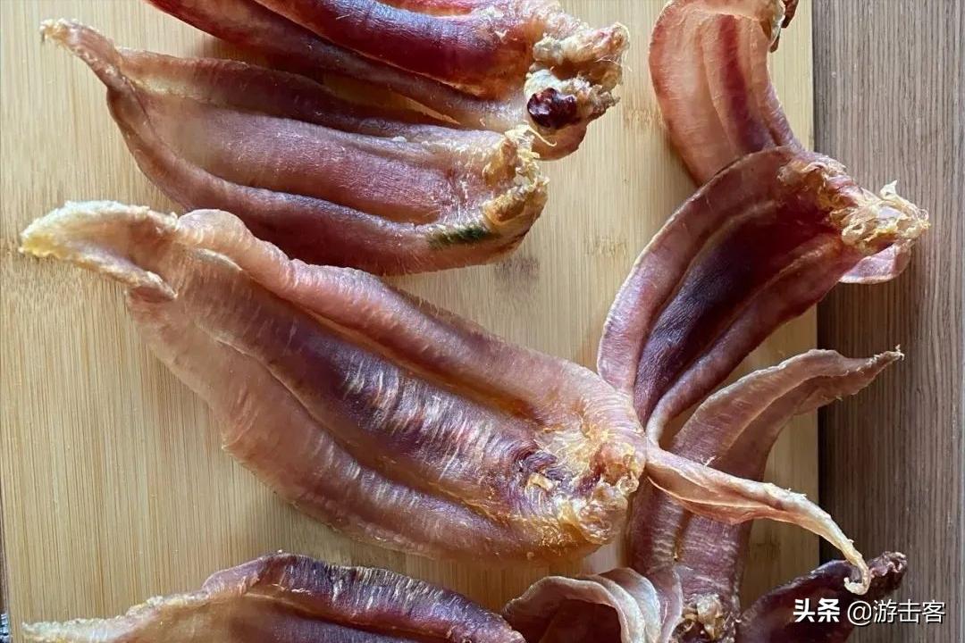 普通花胶冒充老花胶,鸡蛋胶假冒黄花胶